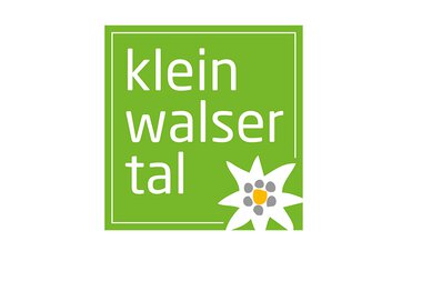 Logo of Kleinwalsertal, featuring a green background, white text, and a white flower with gray and yellow accents. | © Kleinwalsertal Tourismus eGen